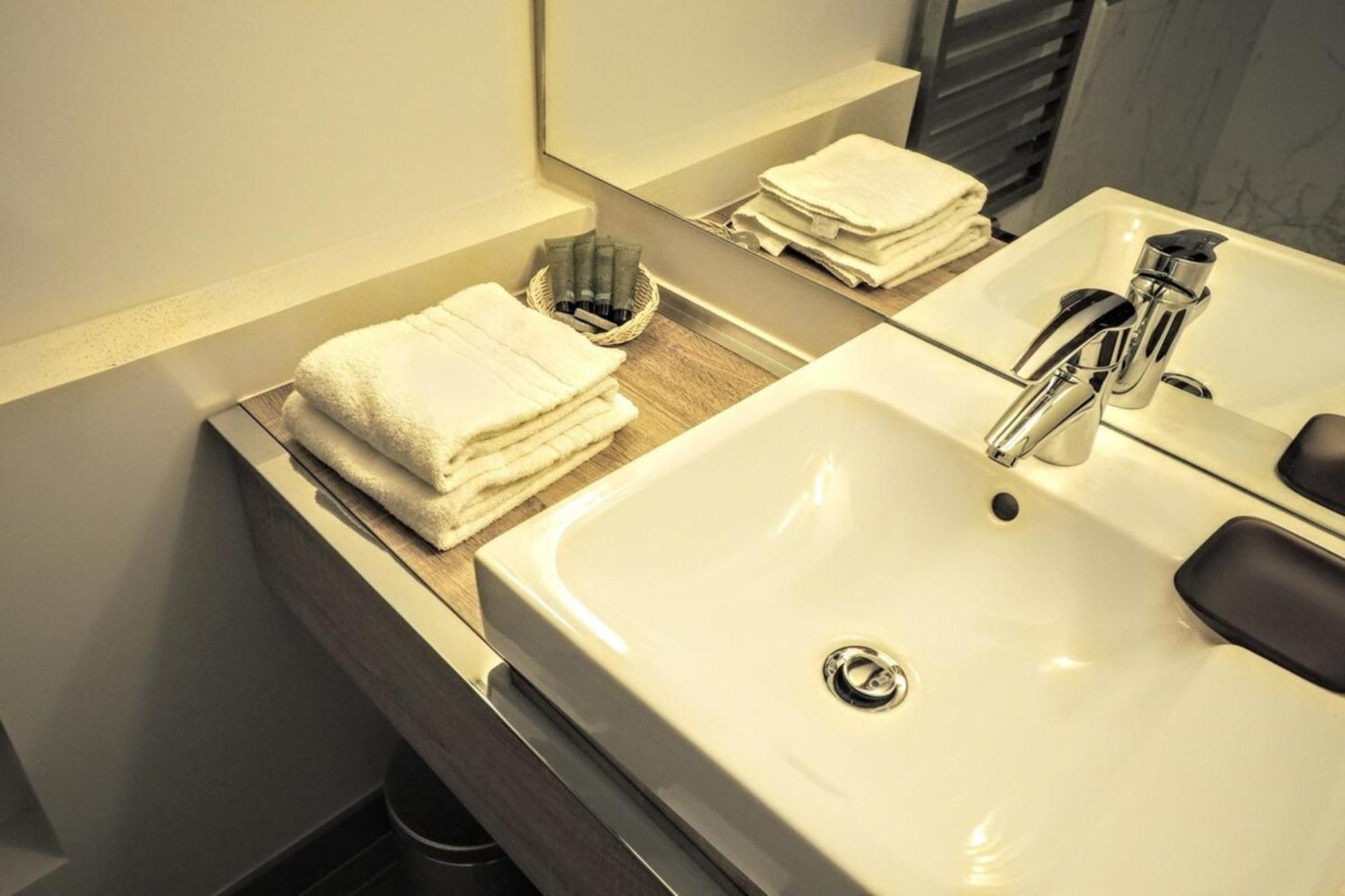 Molière ChicSuites Parigi Esterno foto